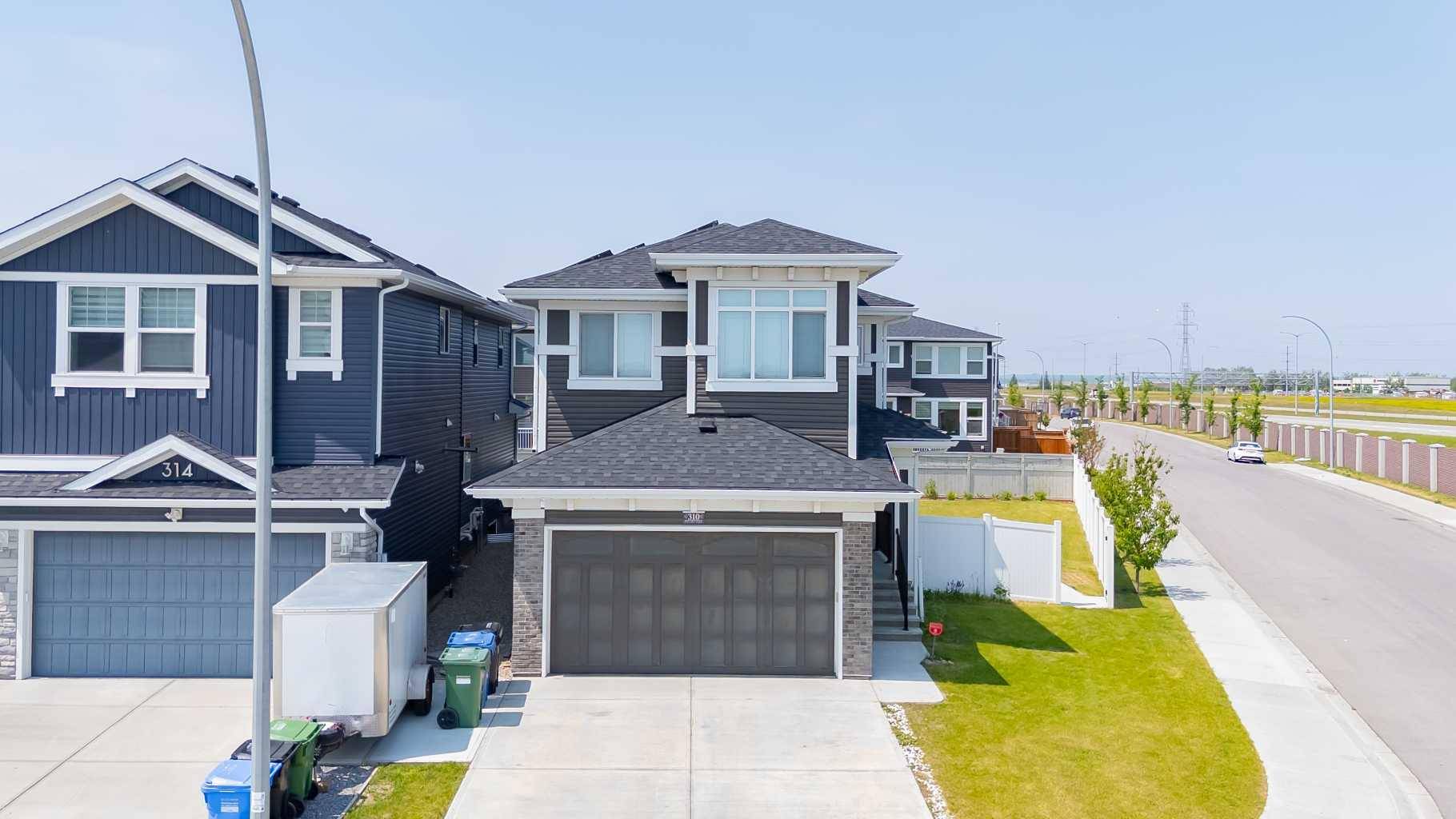 310 Red Sky TER NE, Calgary, AB T3N 1N1