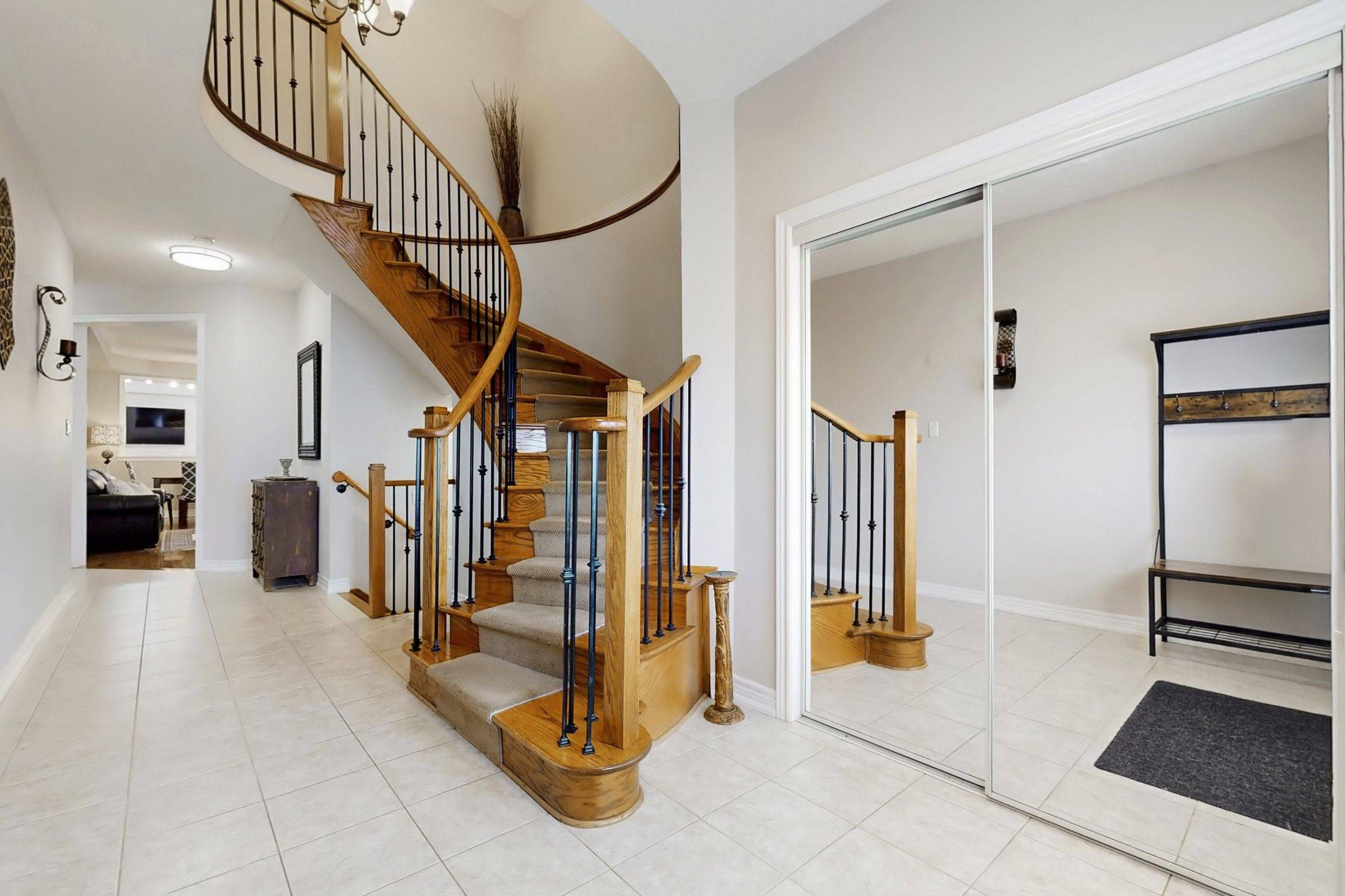 764 Ferguson DR, Milton, ON L9T 7C7