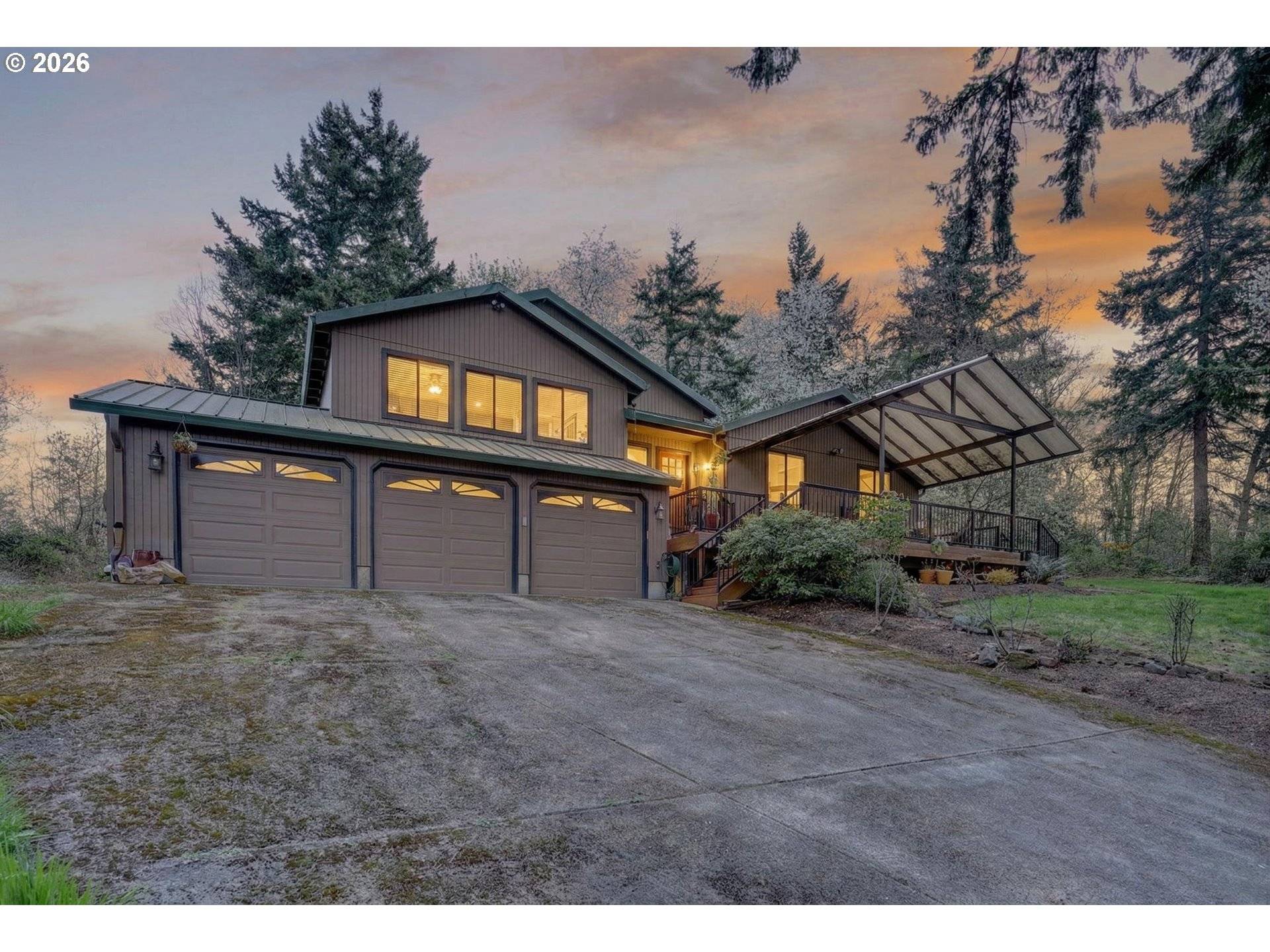 21155 SE FOSTER RD, Damascus, OR 97089