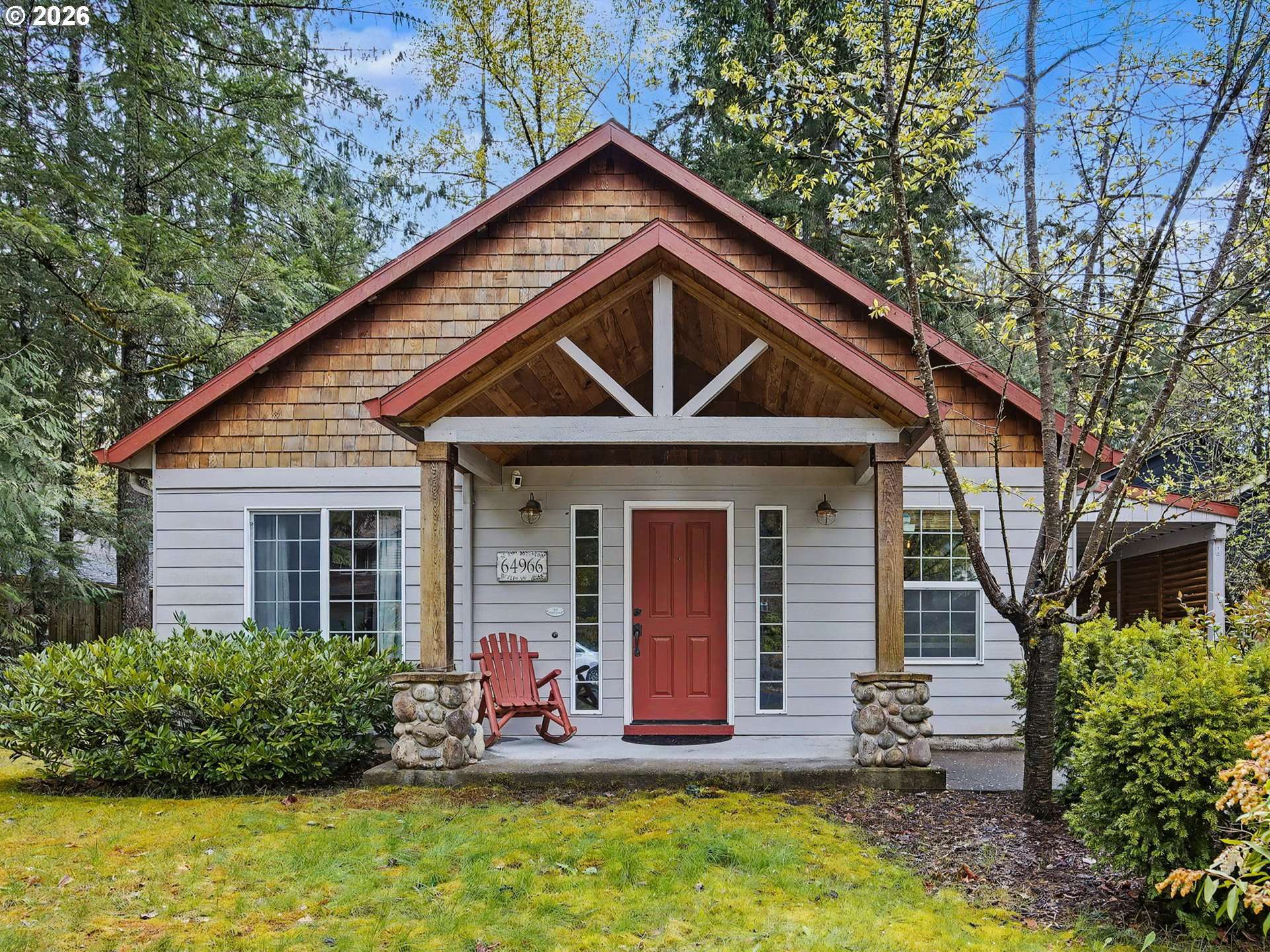 64966 E RIVERSIDE DR, Brightwood, OR 97011