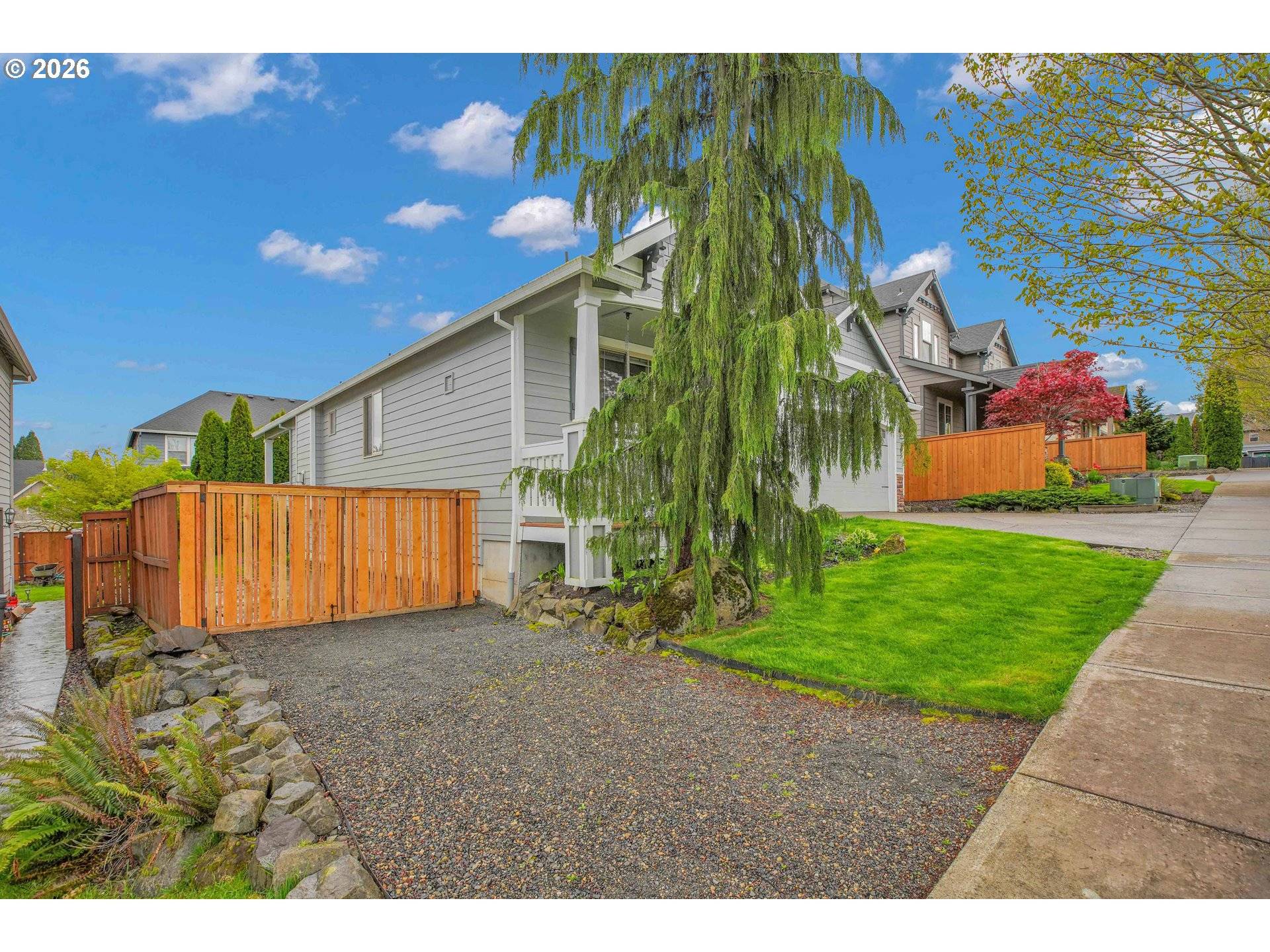 1068 SE KINGFISHER LN, Gresham, OR 97080