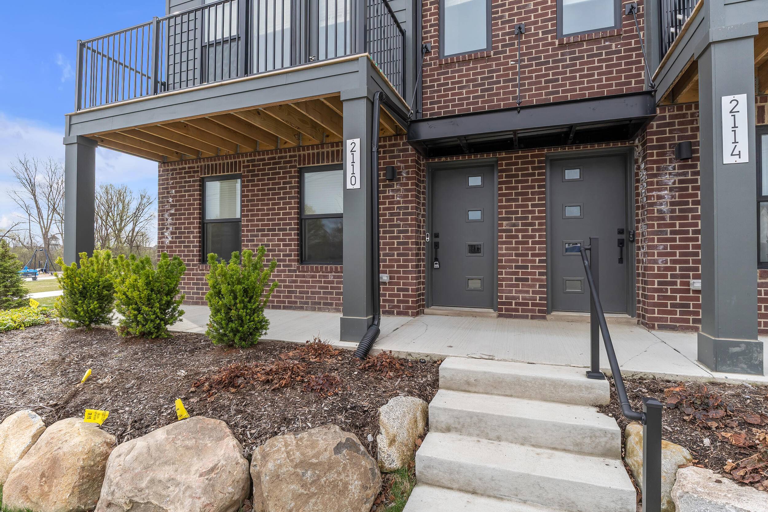 2110 Park DR, Pittsfield Charter Twp, MI 48103