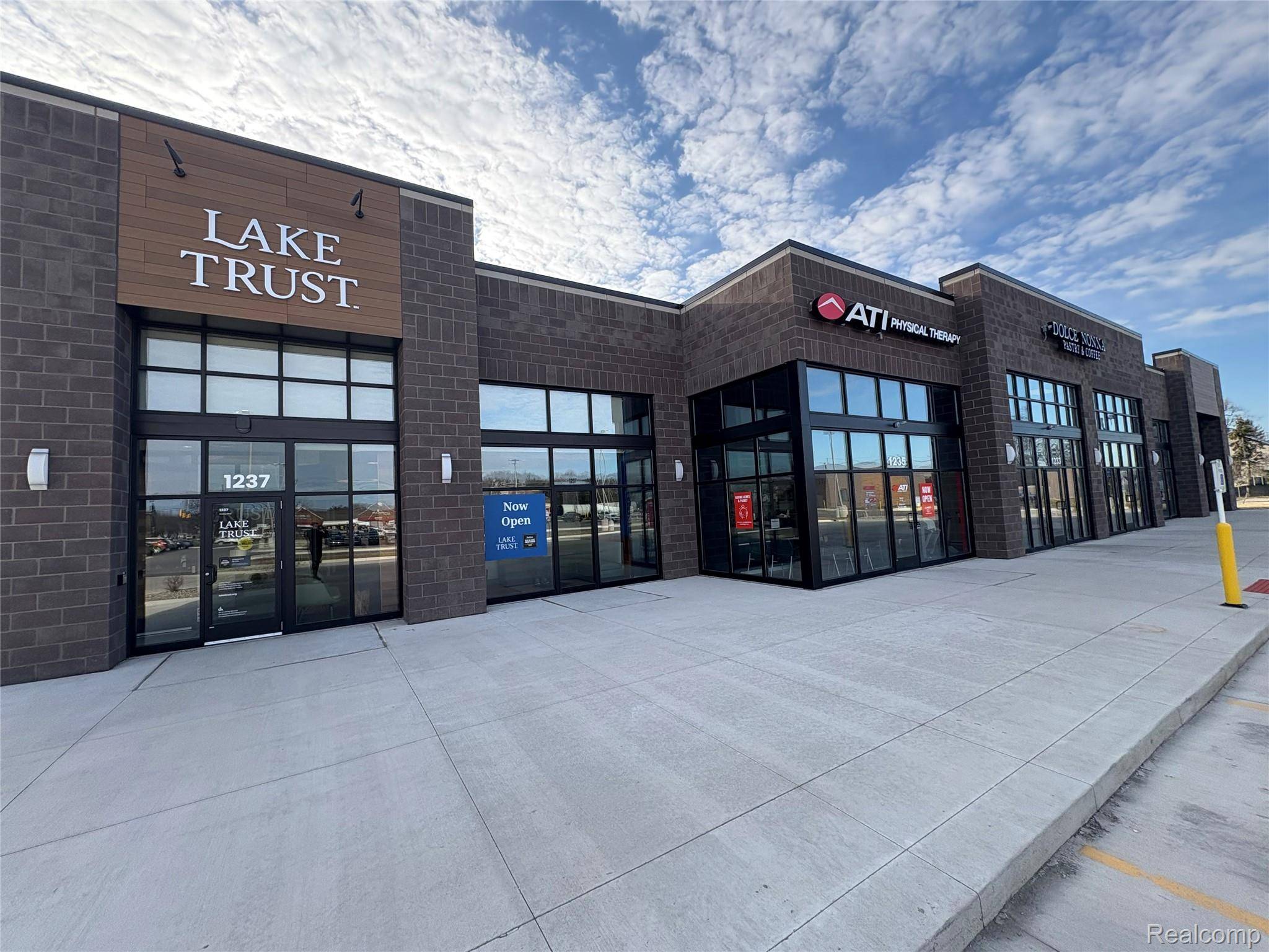 1229 Holiday BLVD #1229, Monroe, MI 48162