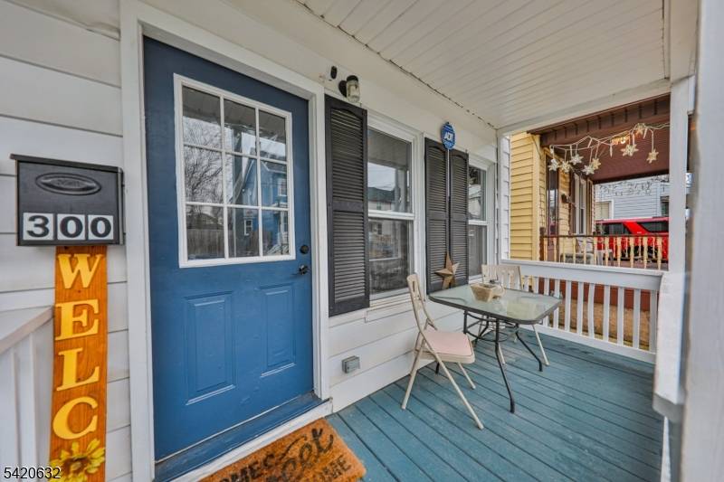 300 Chambers St, Phillipsburg Town, NJ 08865