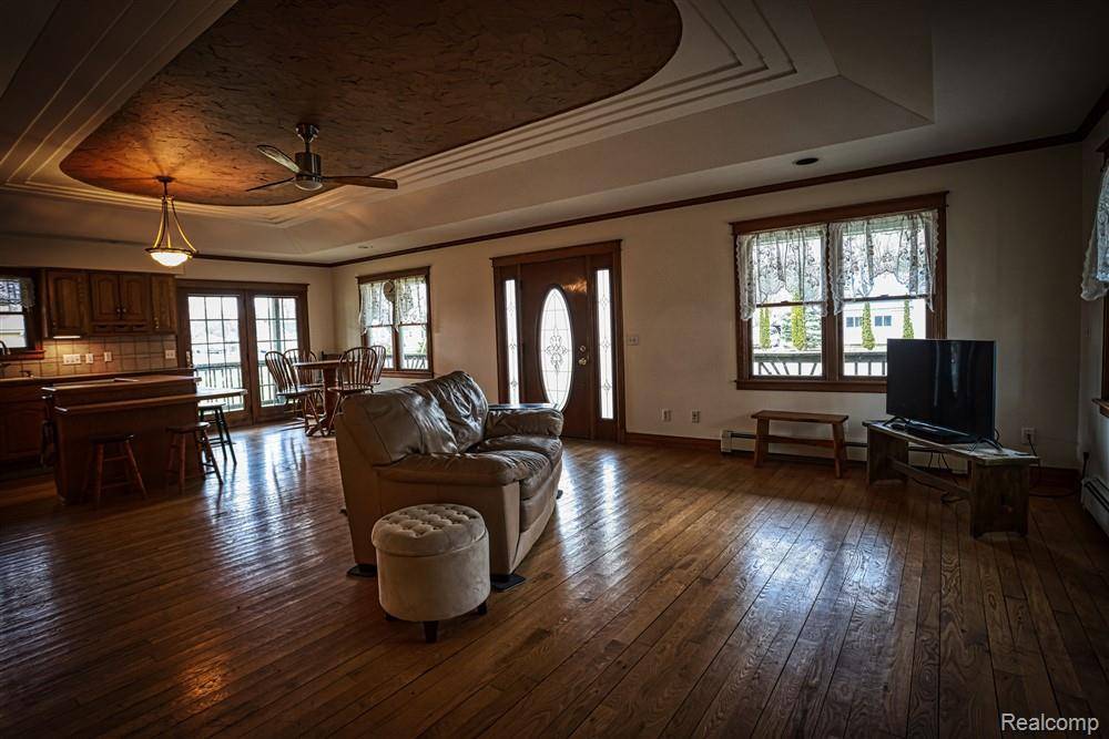 7118 Welles ST, Brown City, MI 48416