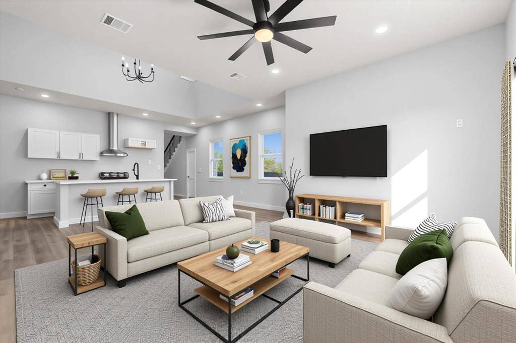 5905 Collins Court, Granbury, TX 76048