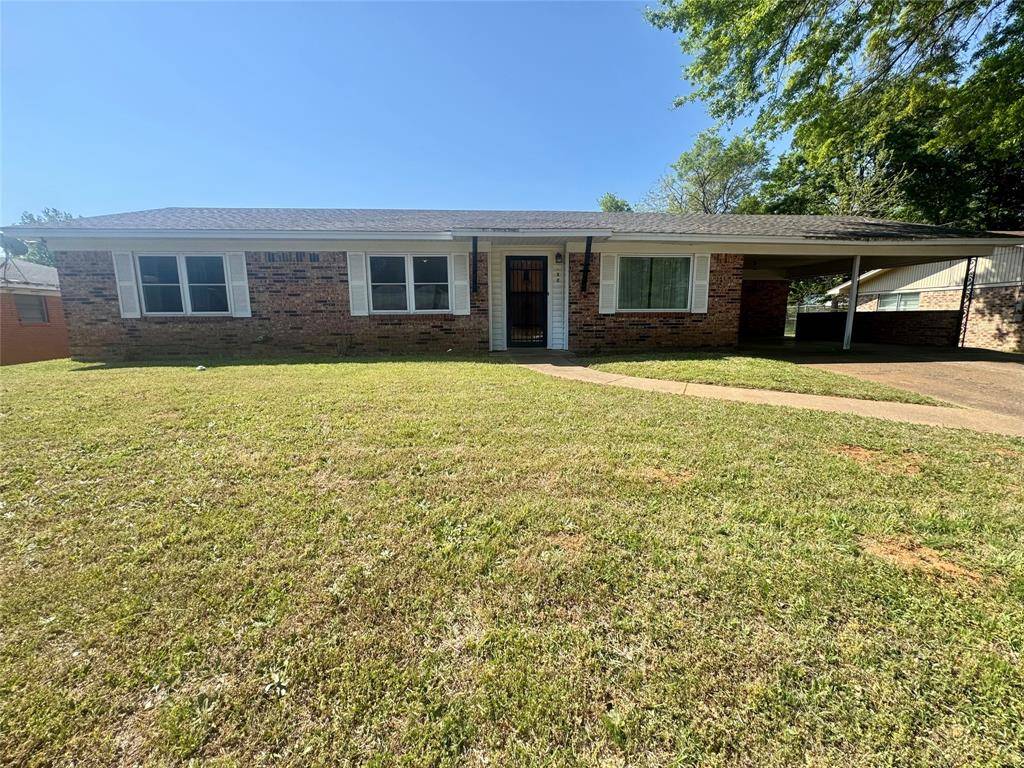 132 Columbia, Palestine, TX 75803