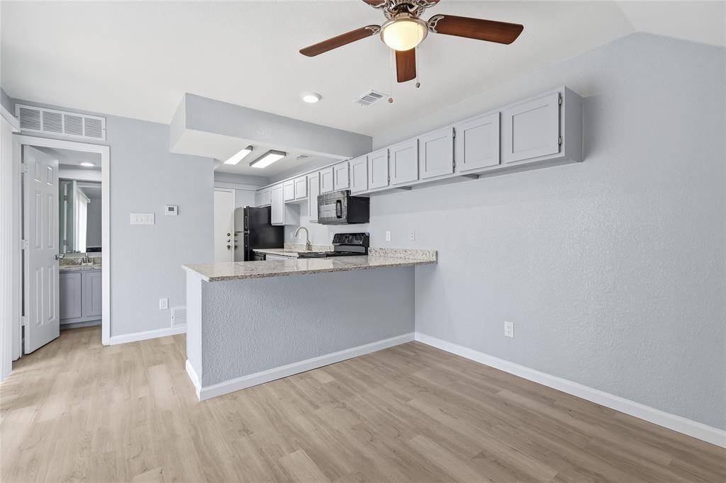 620 W Union Bower Road, Irving, TX 75061