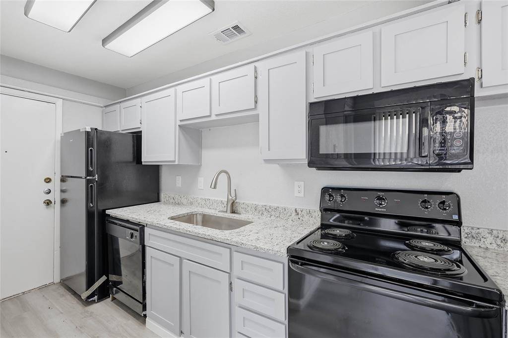 620 W Union Bower Road, Irving, TX 75061