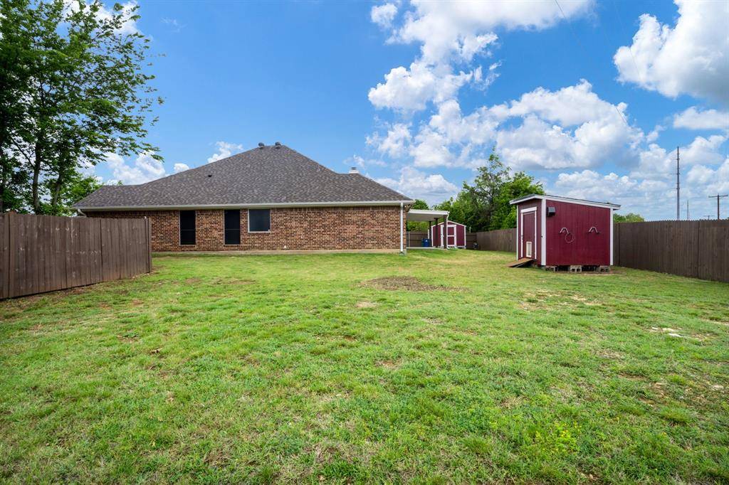 325 Village Parkway, Crowley, TX 76036