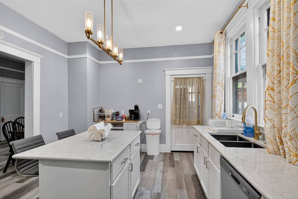 1038 College Street, Shreveport, LA 71104