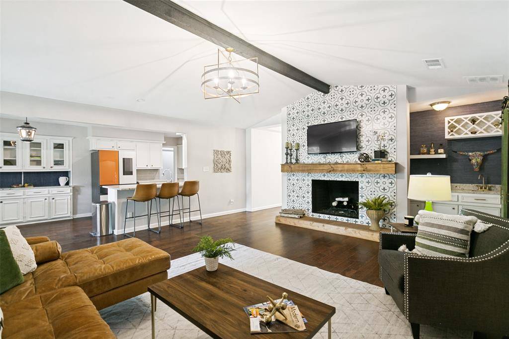 2904 Princeton Drive, Plano, TX 75075