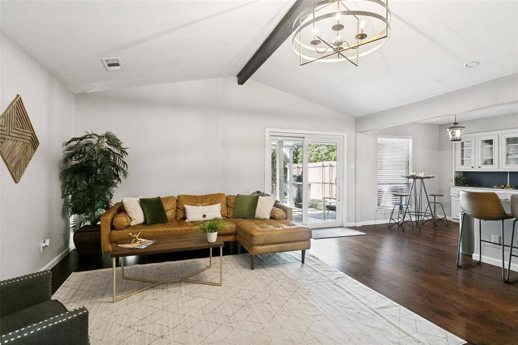 2904 Princeton Drive, Plano, TX 75075