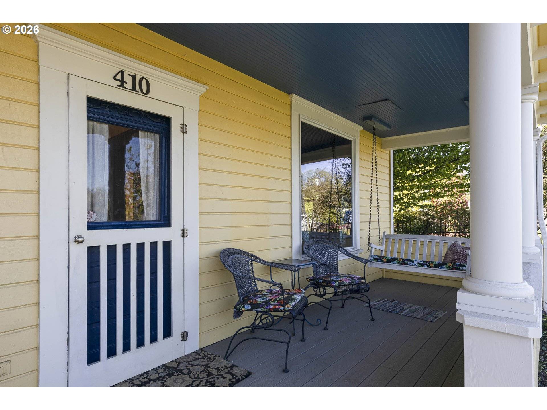 410 W GRANT ST, Carlton, OR 97111