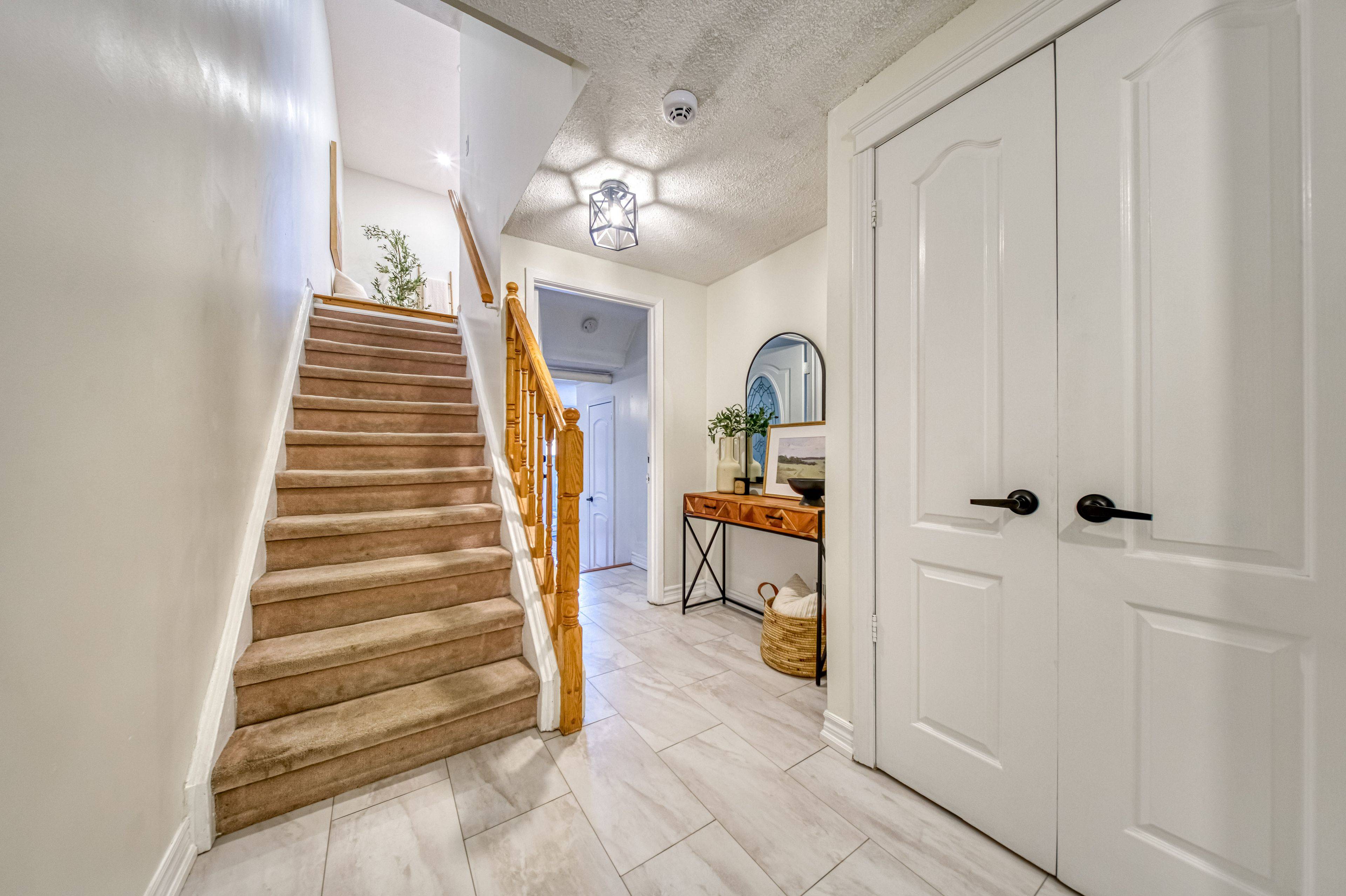 1350 Glenanna RD #7, Pickering, ON L1V 2V9