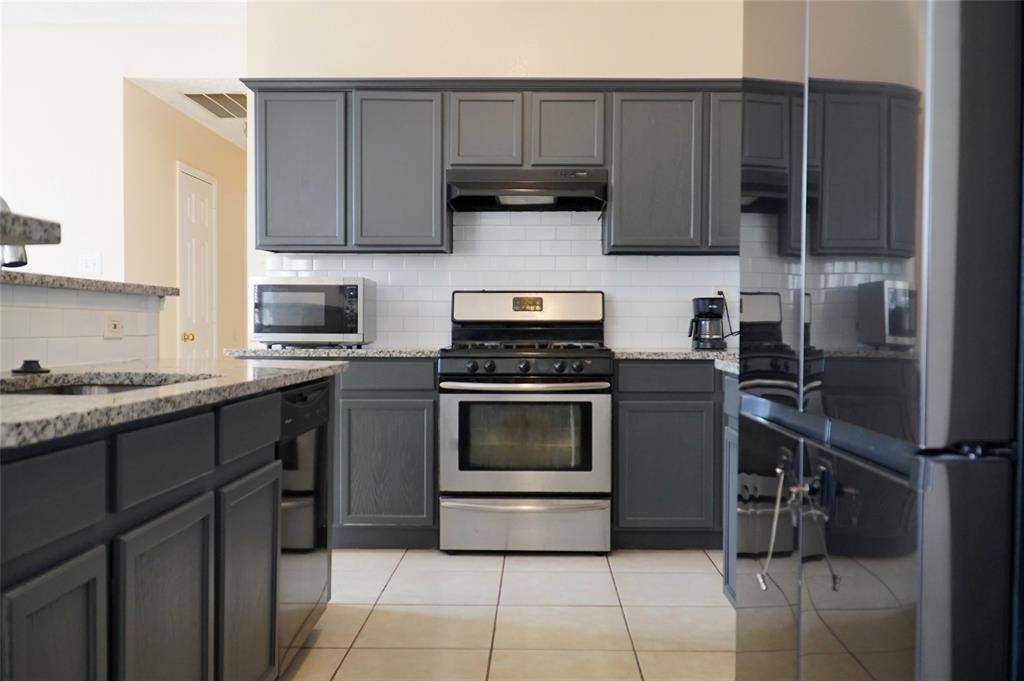 2615 Country Grove Trail, Mansfield, TX 76063