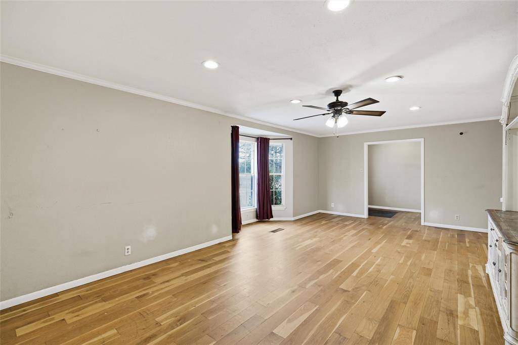 7483 Gholson Road, Waco, TX 76705