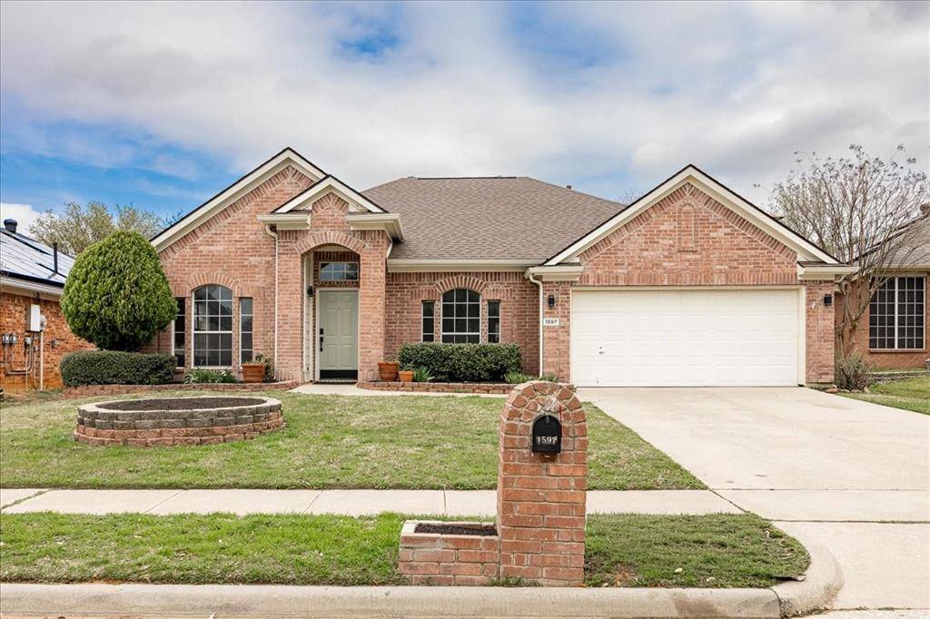 1597 Redwood Drive, Corinth, TX 76210