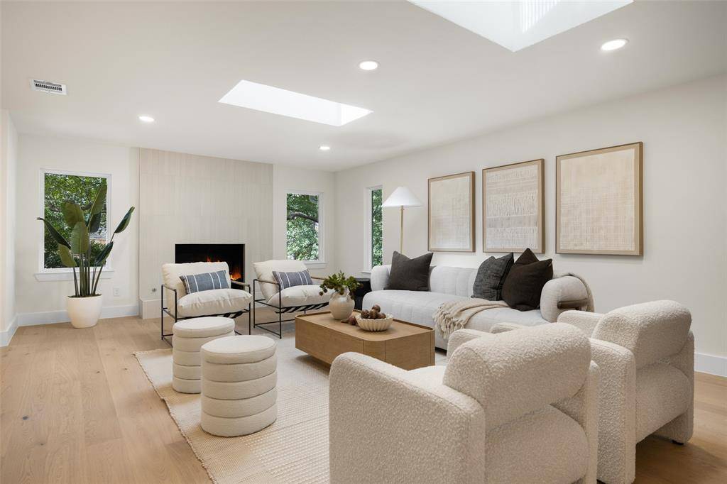 13723 Hughes Lane, Dallas, TX 75240