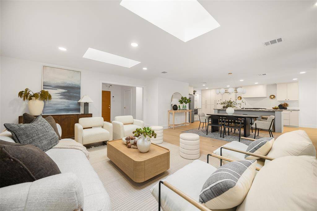 13723 Hughes Lane, Dallas, TX 75240