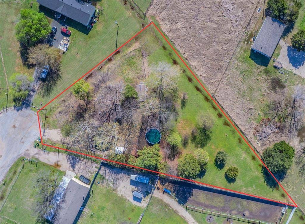 460 Chapel Hill Lane, Waxahachie, TX 75165