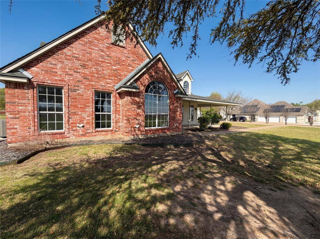 4014 Fm 664, Waxahachie, TX 75167