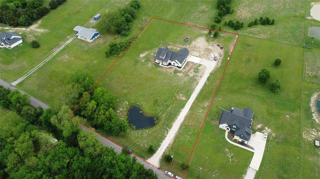 4656 County Road 1040, Celeste, TX 75423