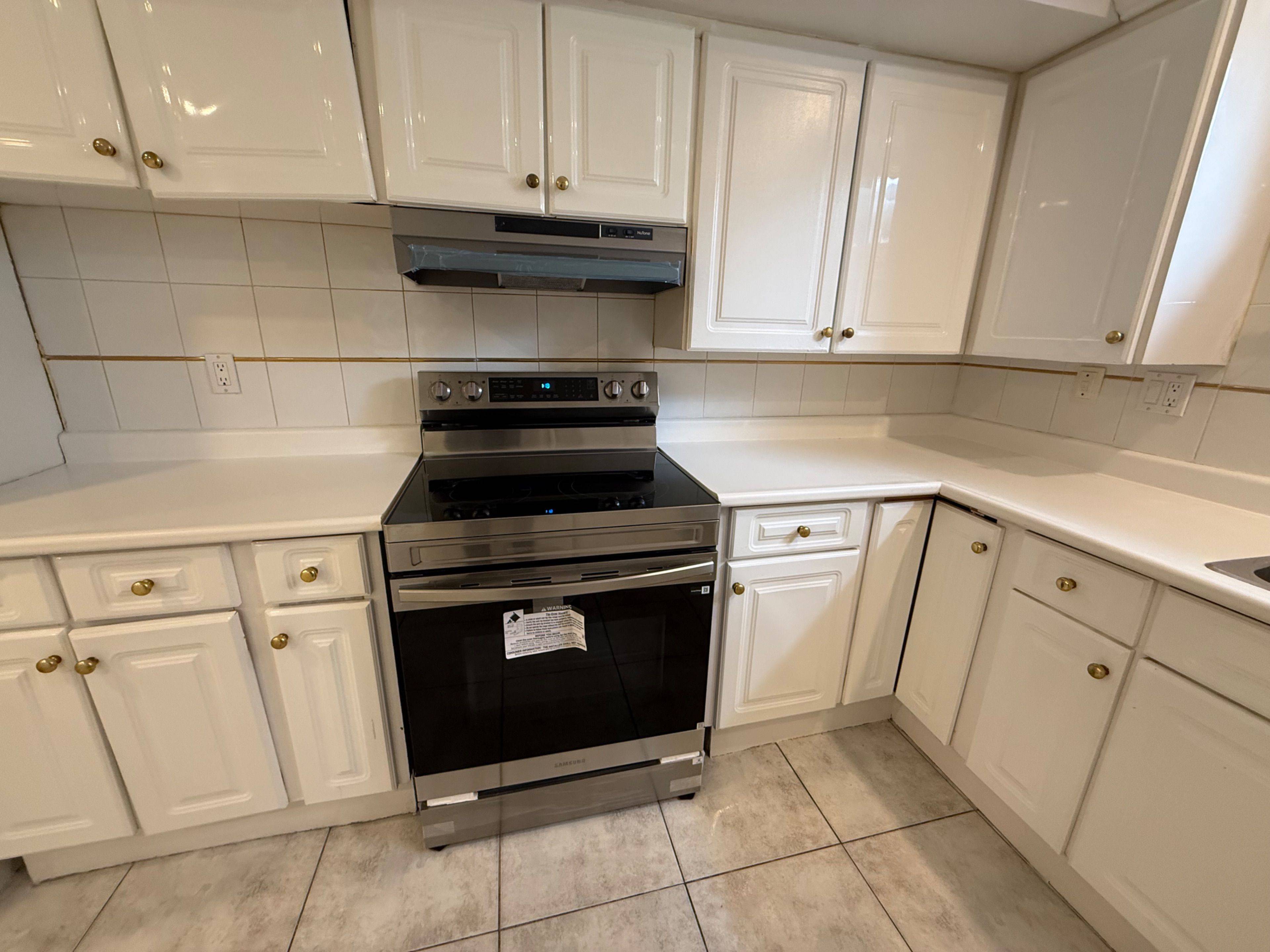 103 Wigwoss DR, Vaughan, ON L4L 2P9