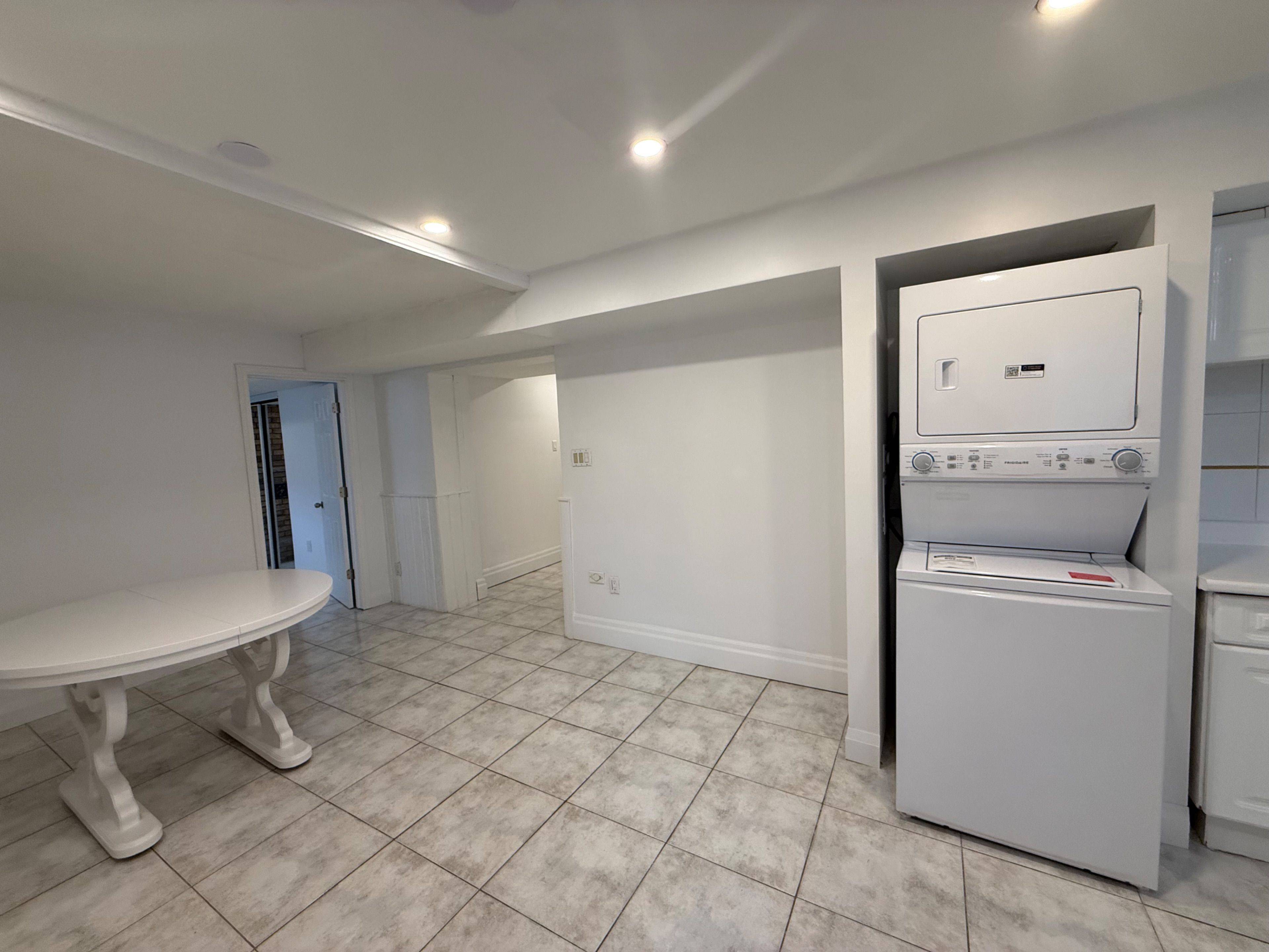 103 Wigwoss DR, Vaughan, ON L4L 2P9