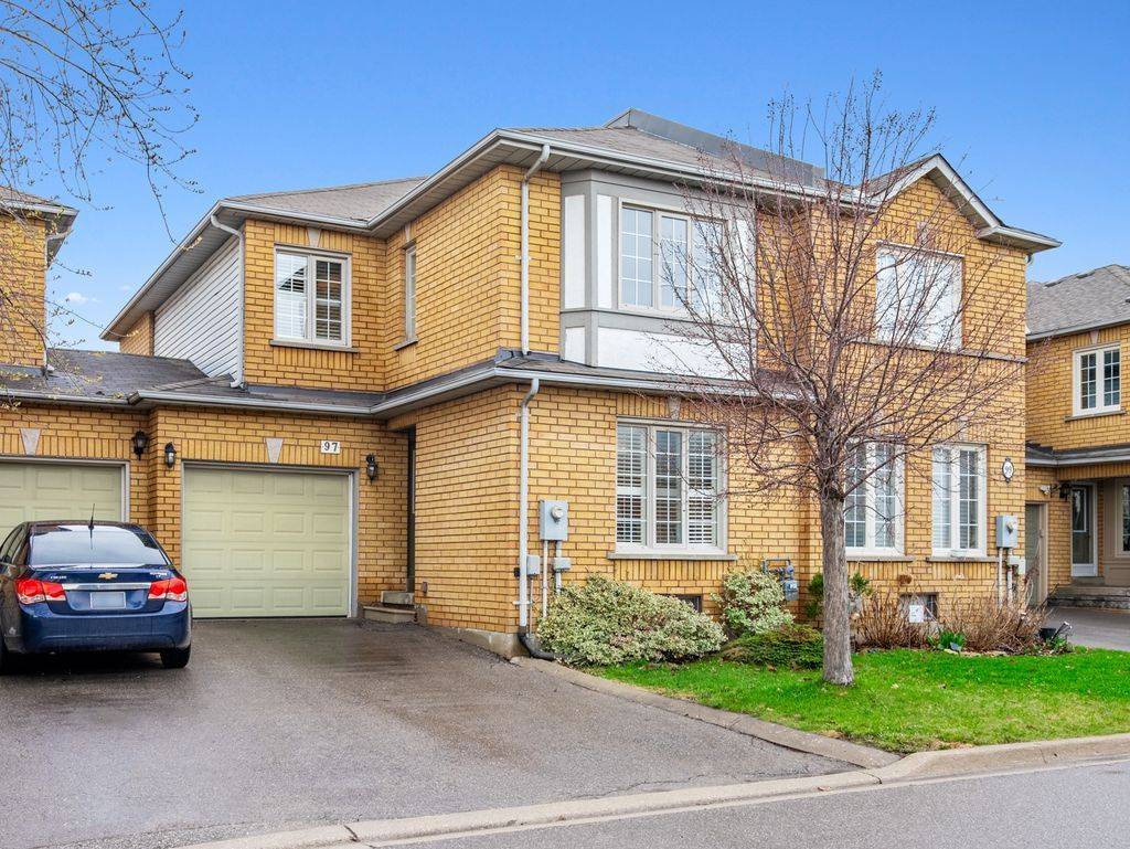97 Pinedale Gate, Vaughan, ON L4L 8X3