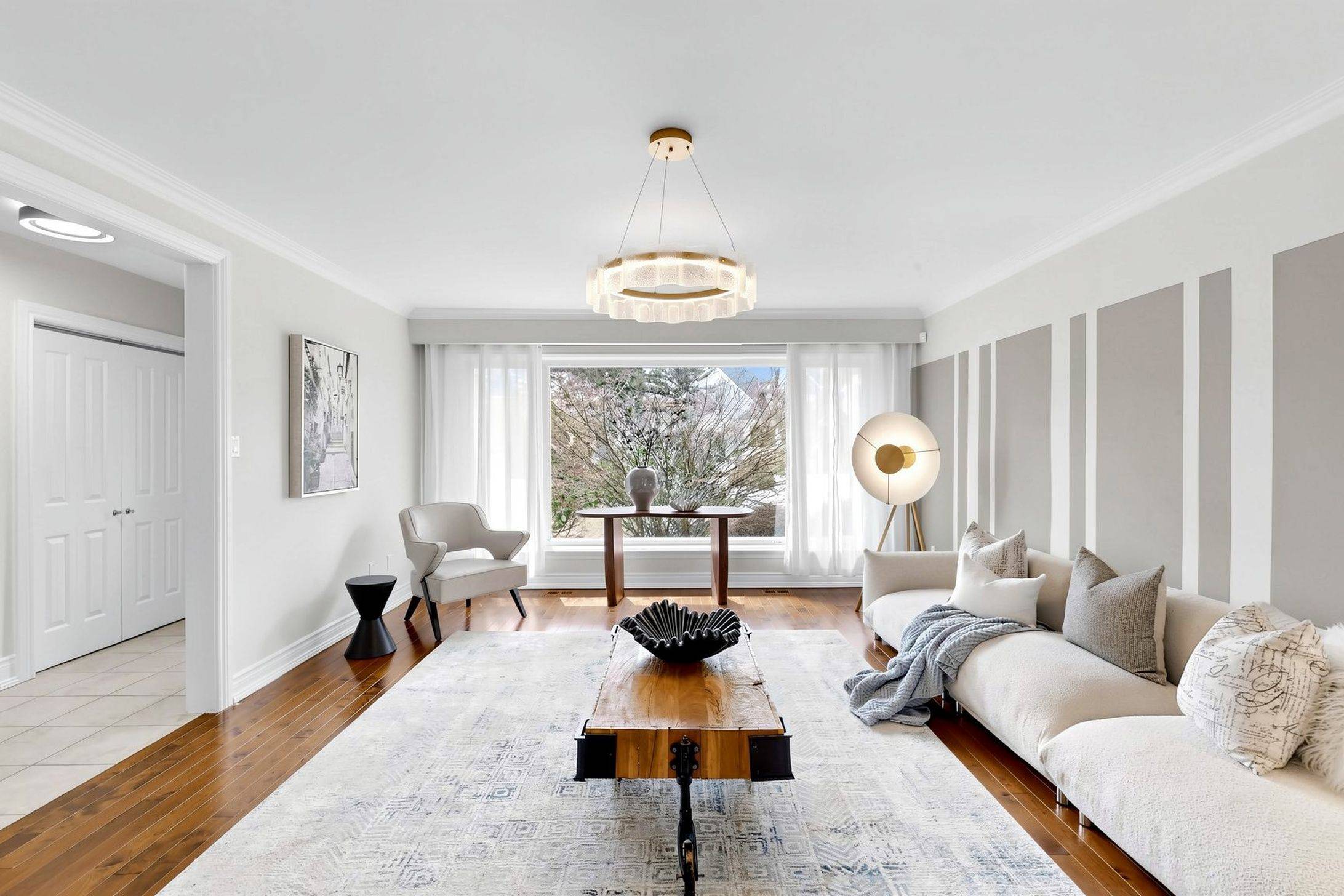 261 Pinehurst DR, Oakville, ON L6J 4X2