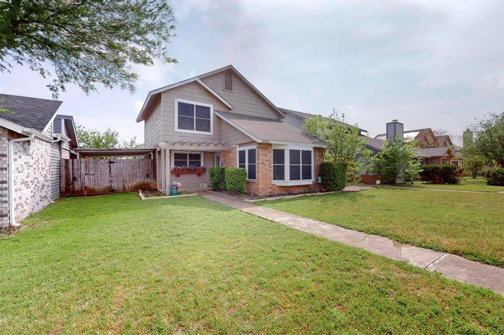 9945 Pack Saddle Trail, Fort Worth, TX 76108