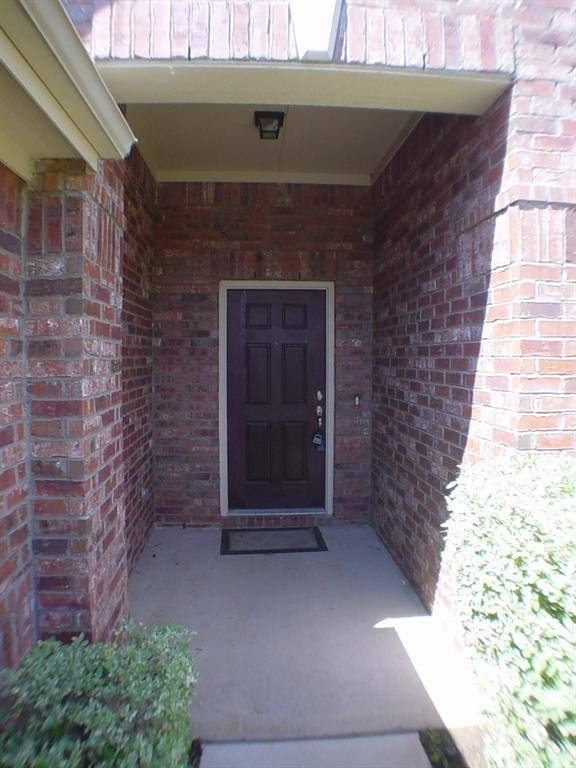 209 Bird Creek Drive, Little Elm, TX 75068