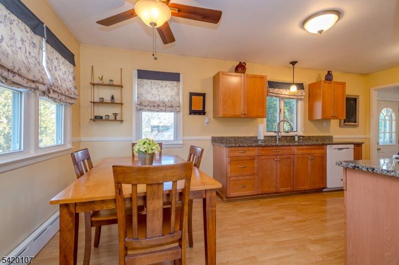 214 Vesper Ave, Middlesex Boro, NJ 08846