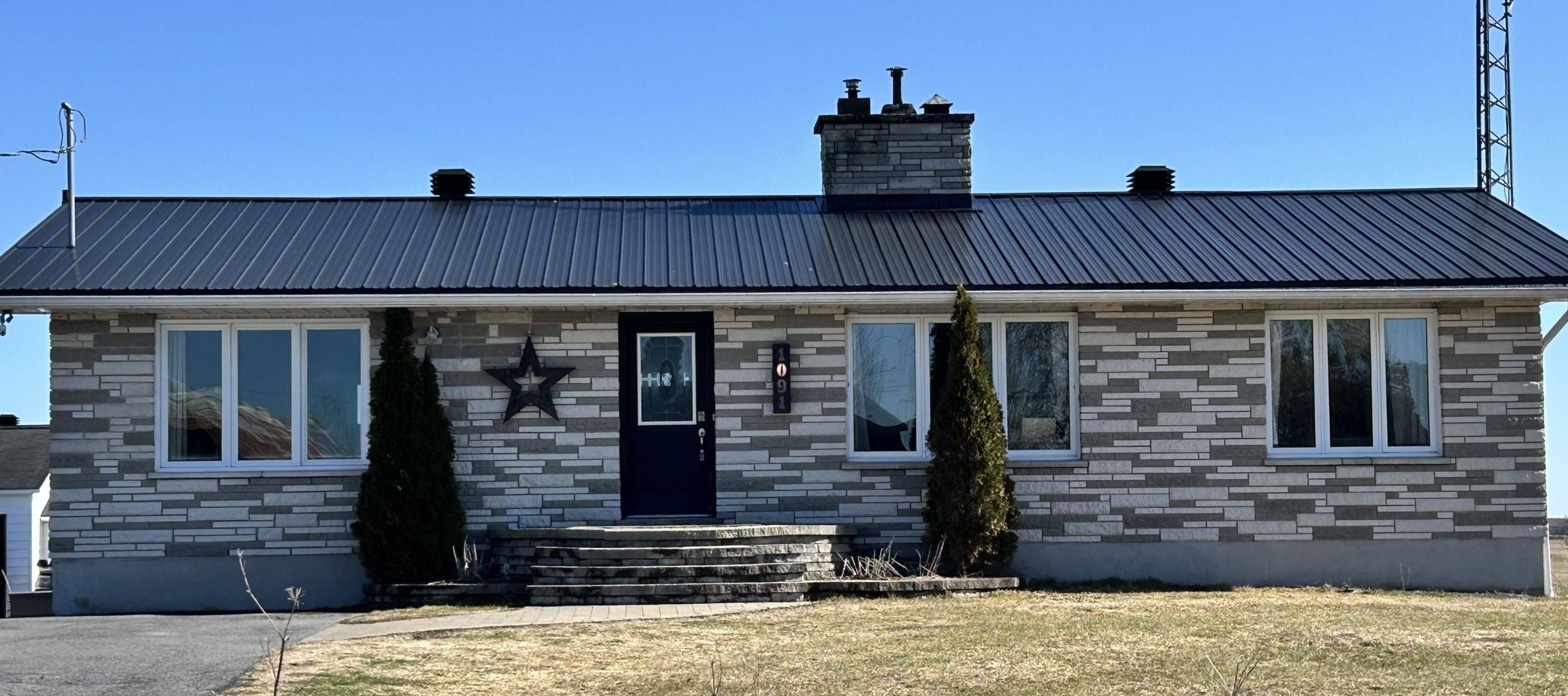 1091 County Rd 15 RD, Alfred And Plantagenet, ON K0B 1A0