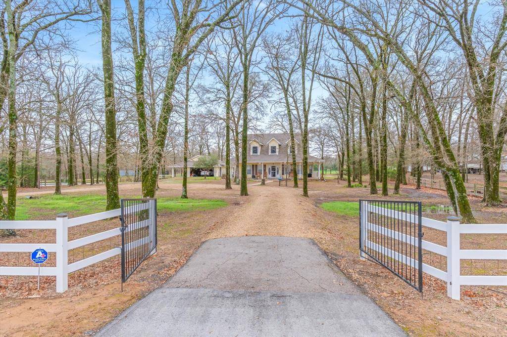 1323 Fm 859, Edgewood, TX 75117