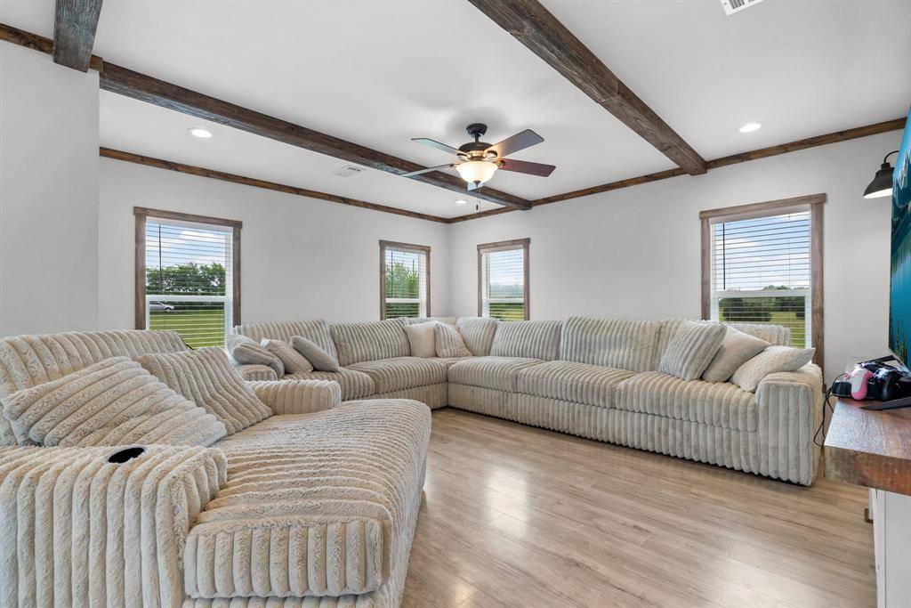 4684 County Road 4506, Commerce, TX 75428