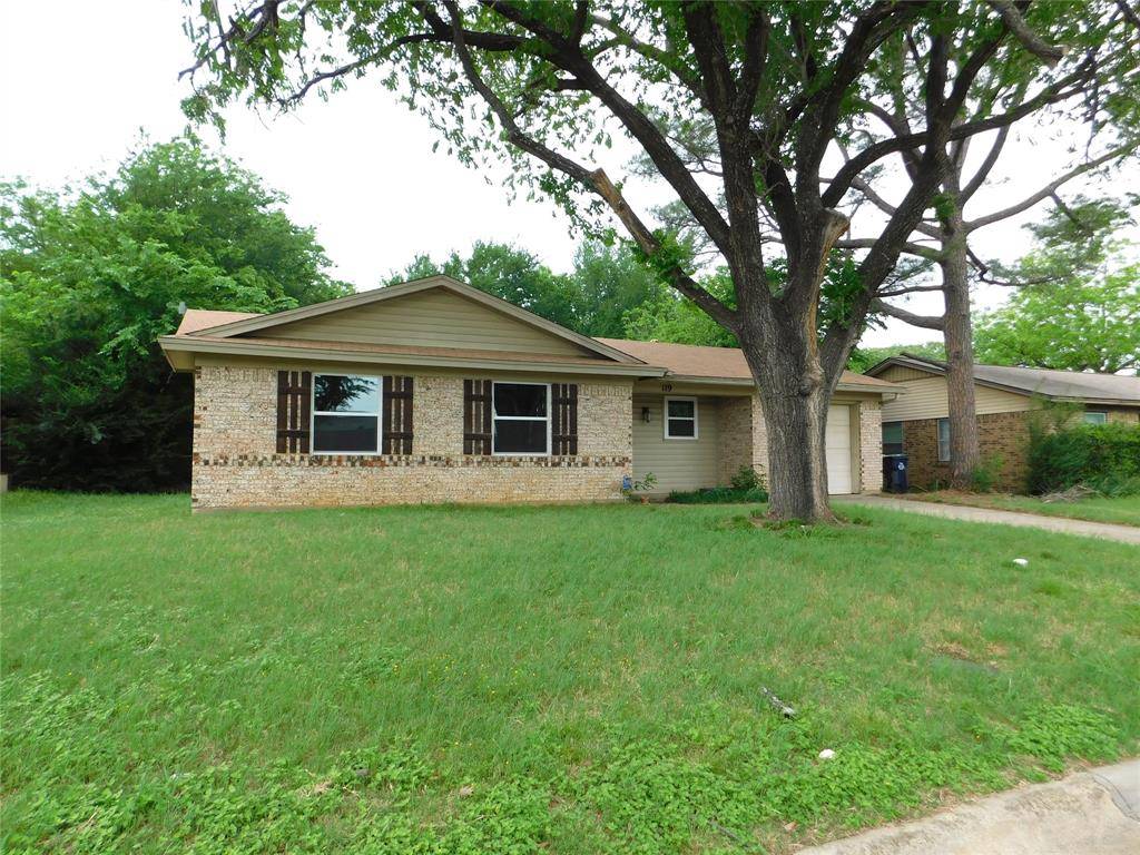 119 Bluebird Circle, Denton, TX 76209