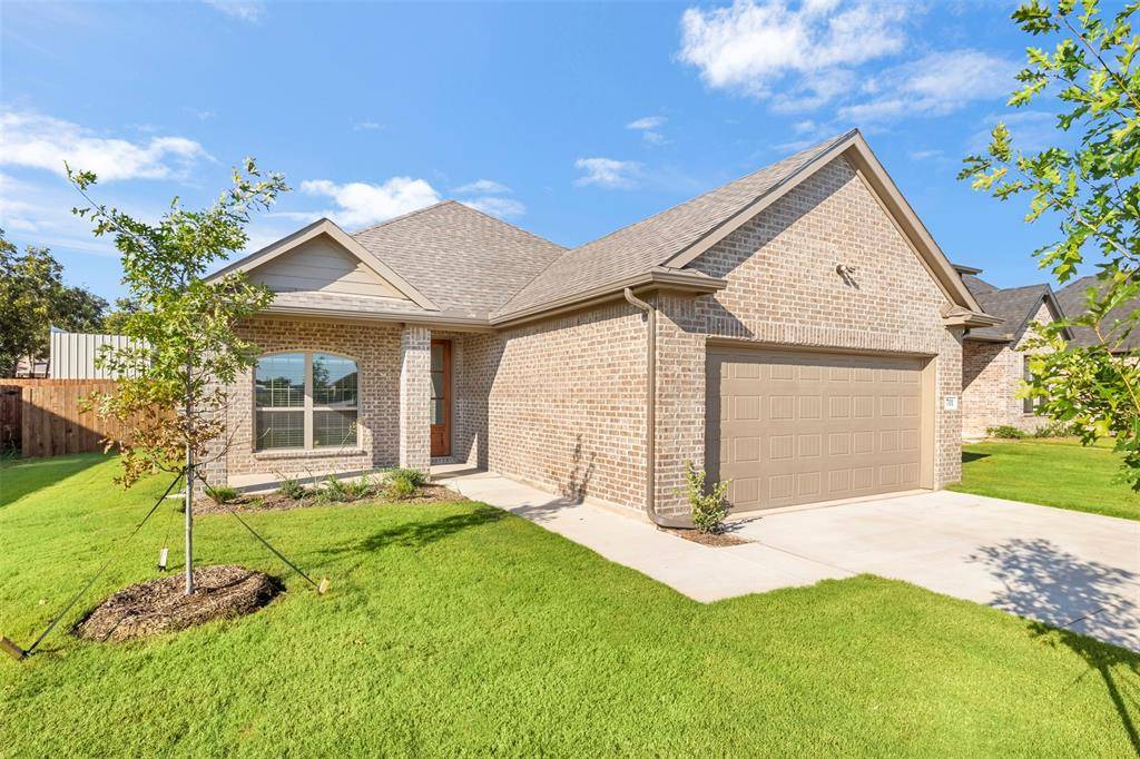 701 Escovedo Drive, Italy, TX 76651