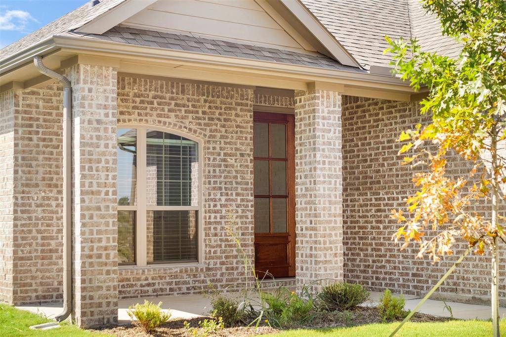 701 Escovedo Drive, Italy, TX 76651