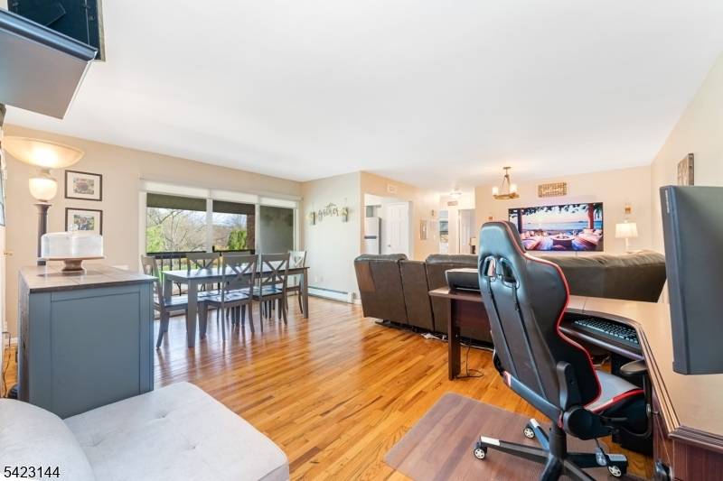 50 Deanna Dr Unit 130 #130, Hillsborough Twp., NJ 08844