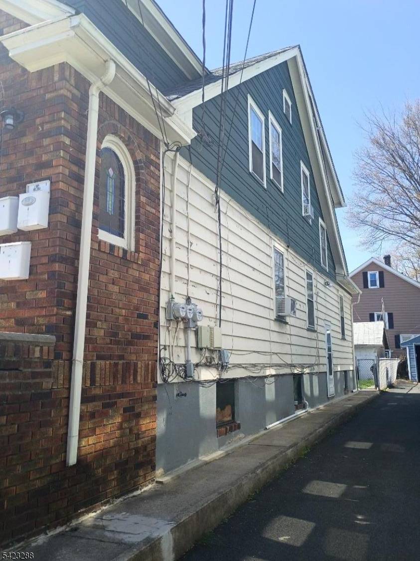 29 Orchard Rd, Maplewood Twp., NJ 07040