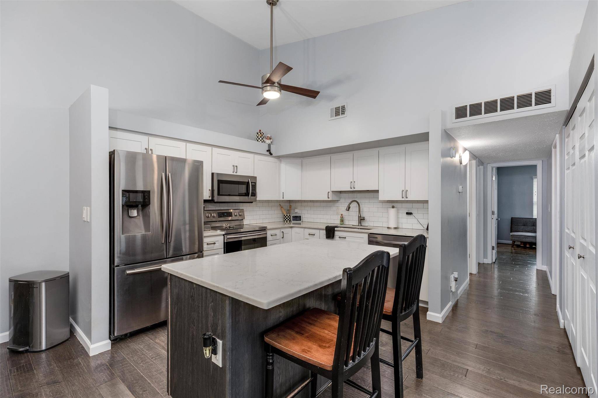 19567 Northridge DR, Northville, MI 48167