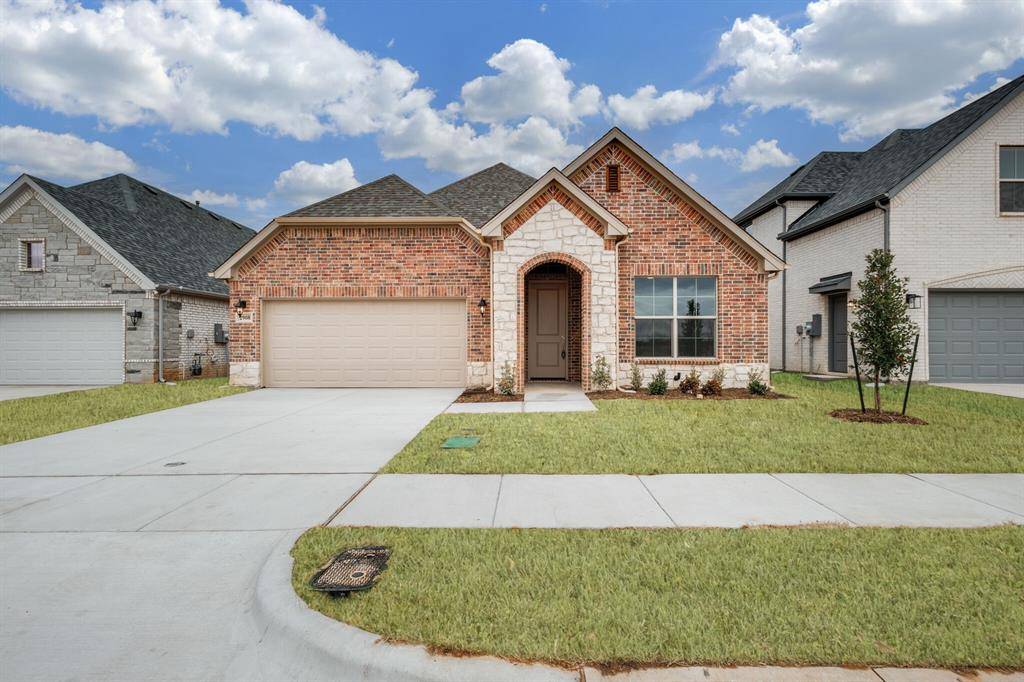 2908 Weslyan Oak Street, Bedford, TX 76021