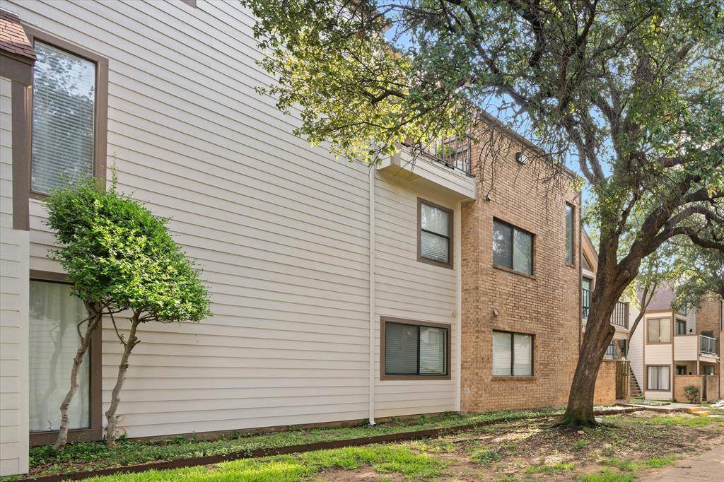 2307 Balsam Drive #L205, Arlington, TX 76006