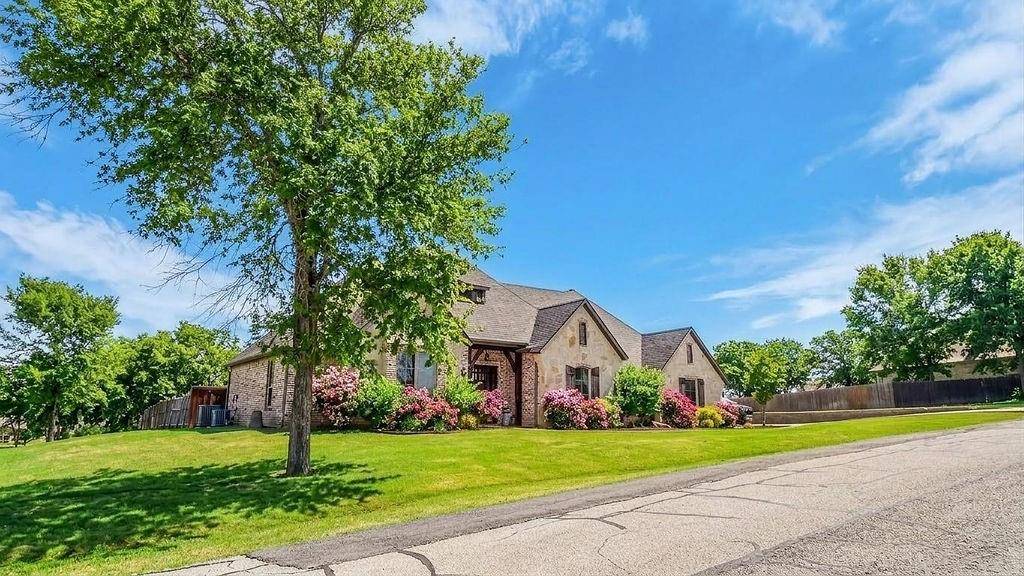 138 Tananger Springs Drive, Denison, TX 75021