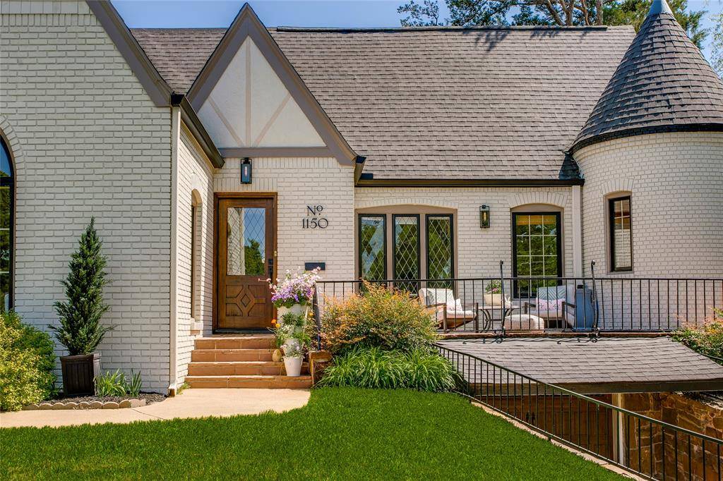 1150 N Canterbury Court, Dallas, TX 75208