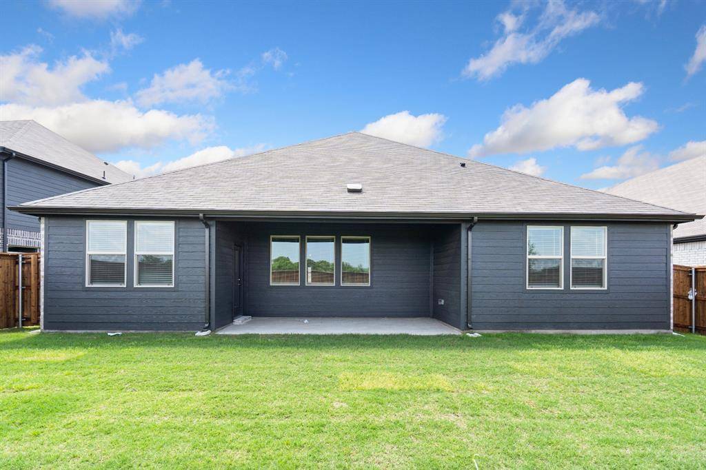 4006 Granbury Drive, Farmersville, TX 75442