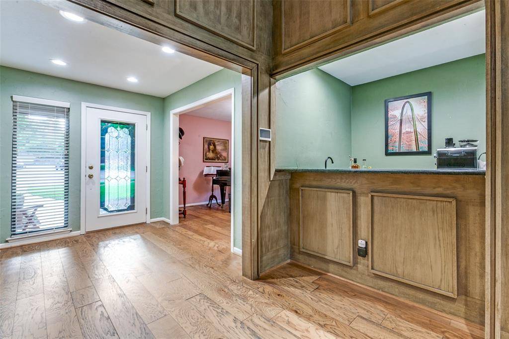 236 Valley Creek Place, Richardson, TX 75080