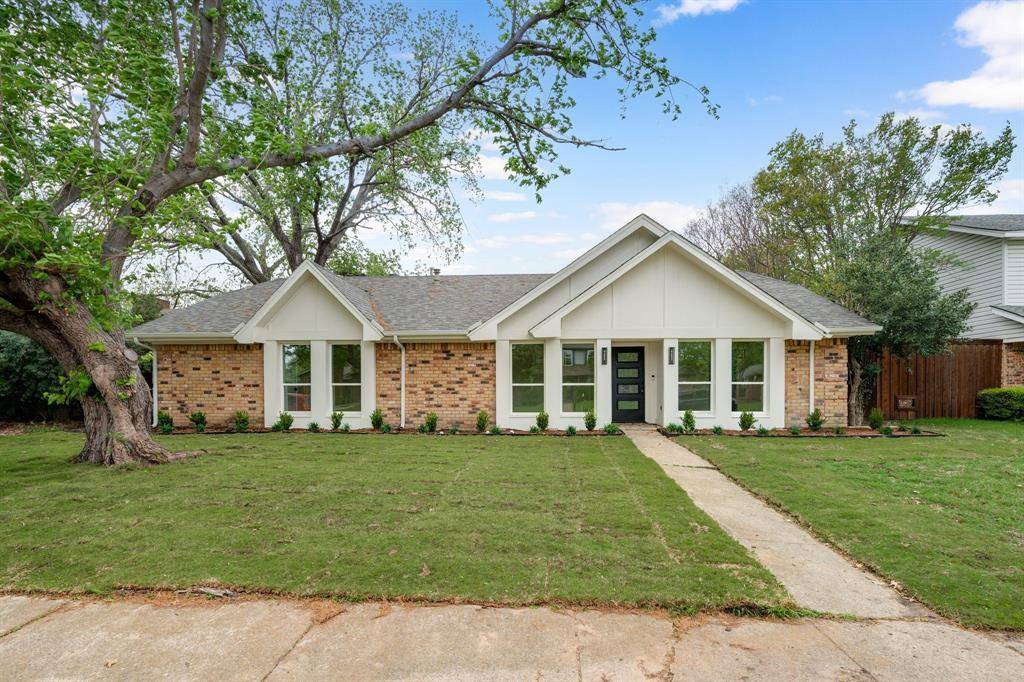 1934 Vista Oaks Drive, Carrollton, TX 75007